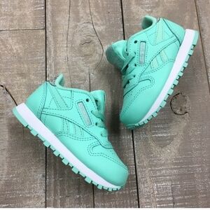 NWOT Reebok Kids' Mint Green Sneakers